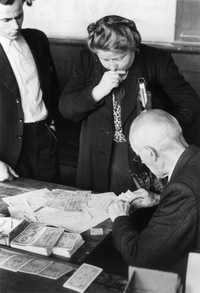 Currency Reform June 20 1948 German History In Documents And Images
